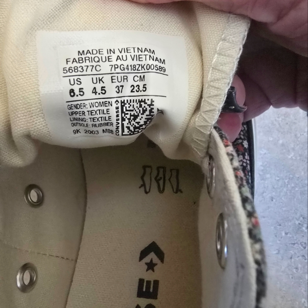 Converse Chuck Taylor - Picture 6 of 6